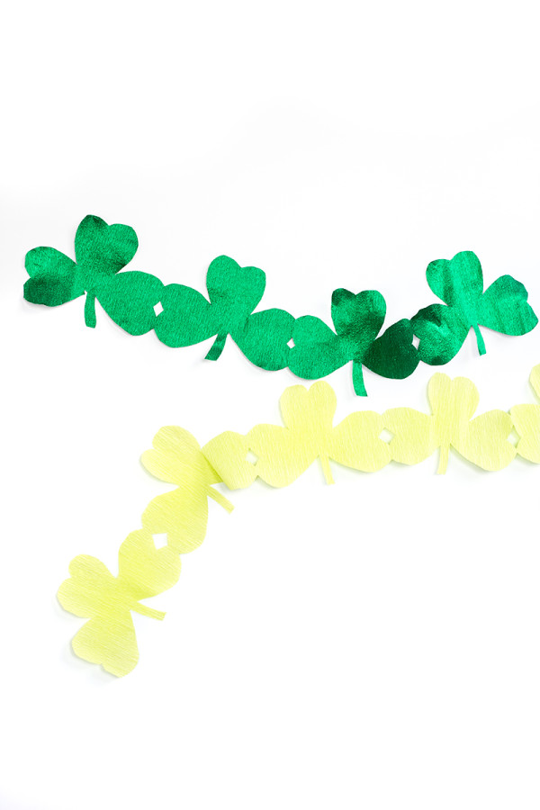 St. Patrick's Day DIY Shamrock Streamer Garland