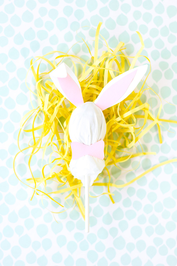 DIY Easter Bunny Lollipops