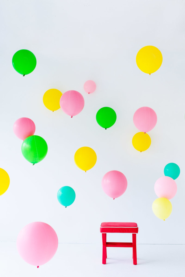 DIY Balloon Photo Booth