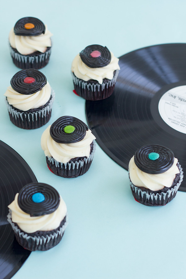 DIY Record Cupcake Toppers