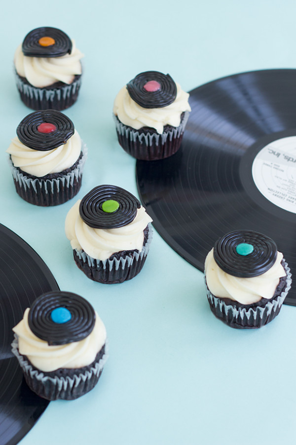 DIY Record Cupcake Toppers