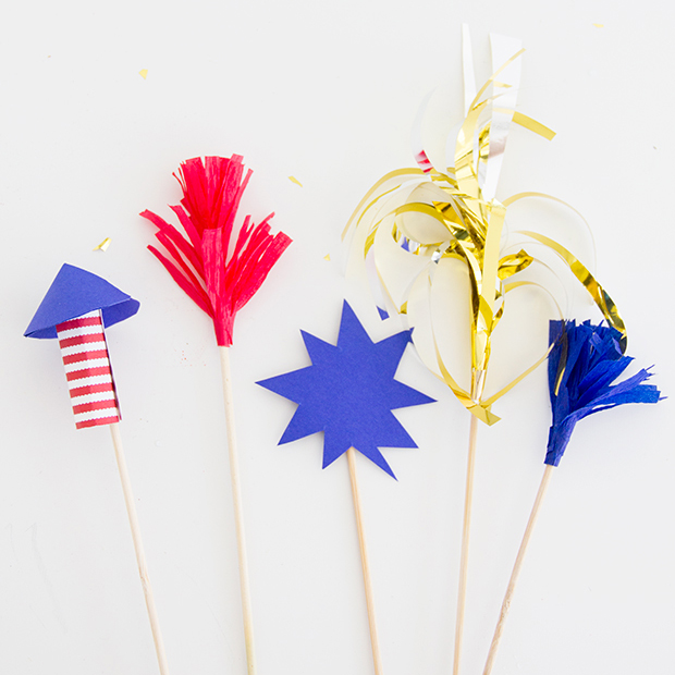 https://studiodiy.com/wp-content/uploads/2014/06/july-4th-fireworks-drink-stirrers-ehowsquare.jpg