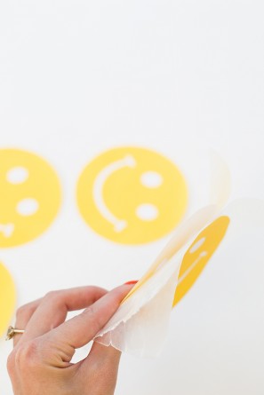 DIY Smiley Face Favor Pouches