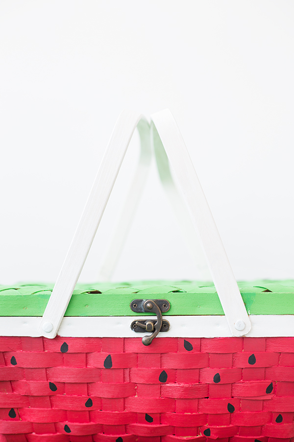 DIY Watermelon Picnic Basket