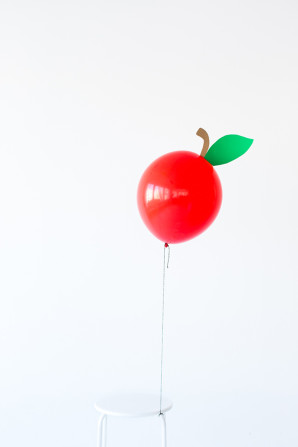 DIY Apple Balloons