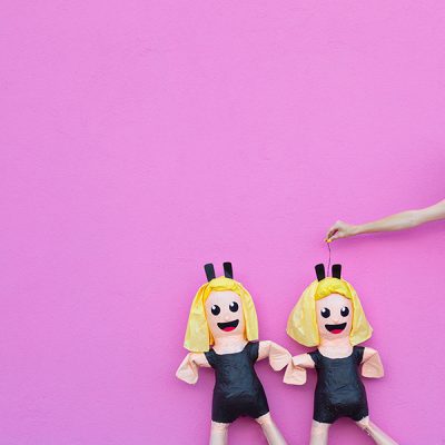 DIY Dancing Girls Emoji Piñata