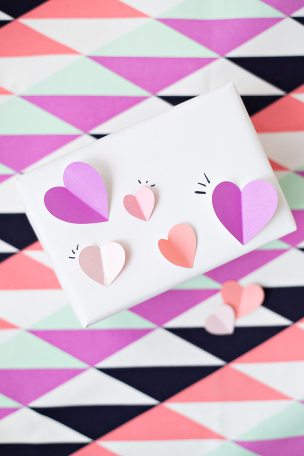 DIY 3D Heart Gift Wrap