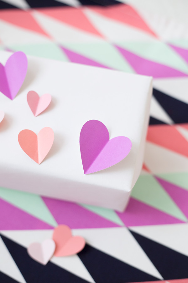 DIY Gift Wraps with Heart