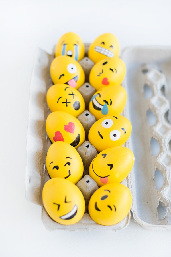 Emoji eggs