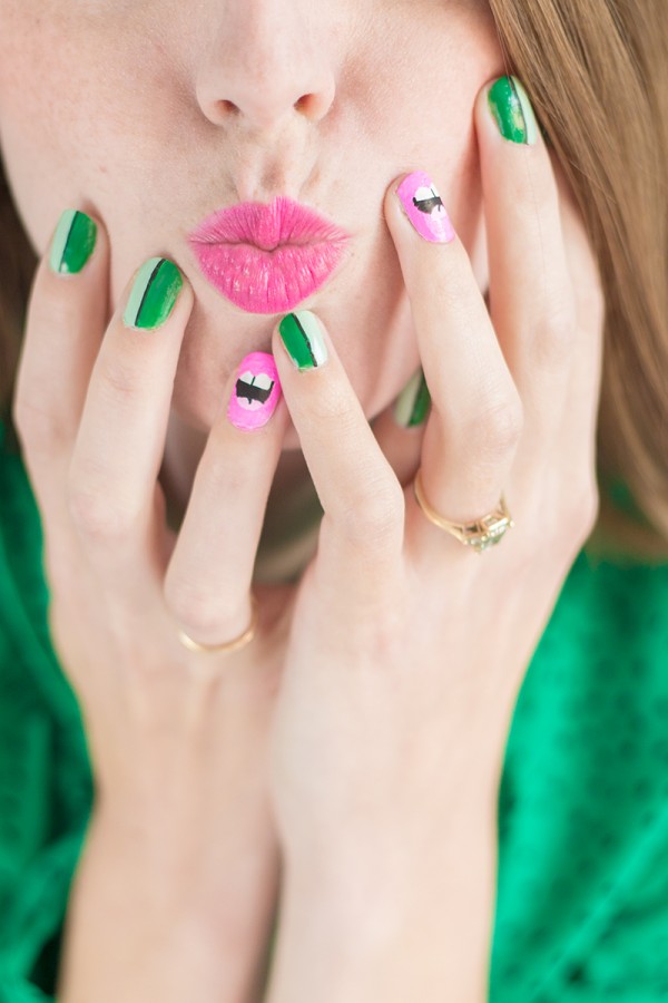 DIY Kiss Me I'm Irish Mani