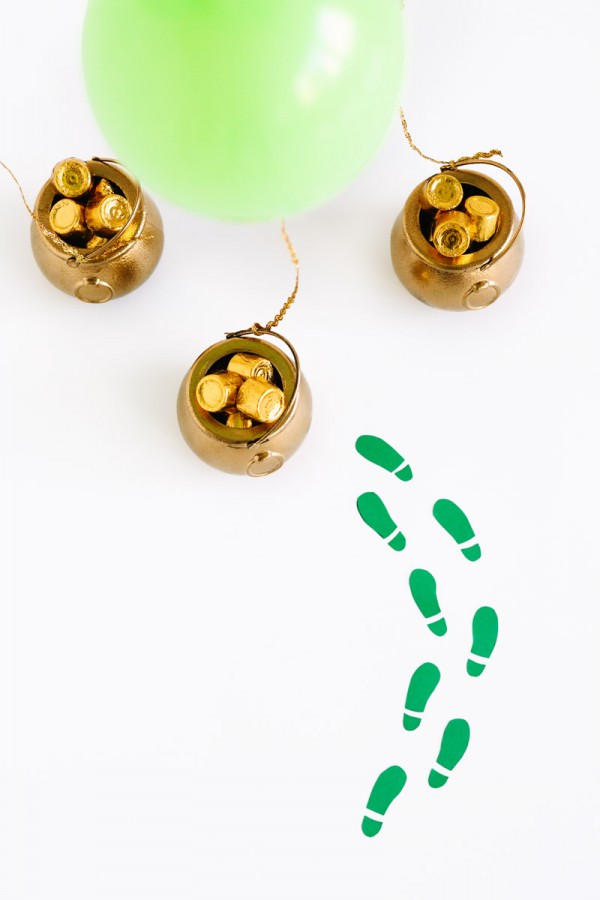 DIY Pot of Gold Balloon Surprise