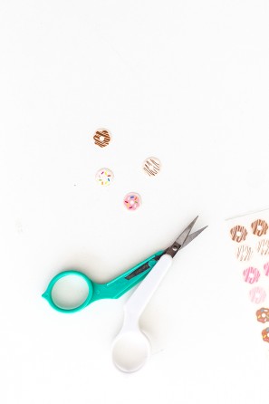 Scissors and donut stickers 
