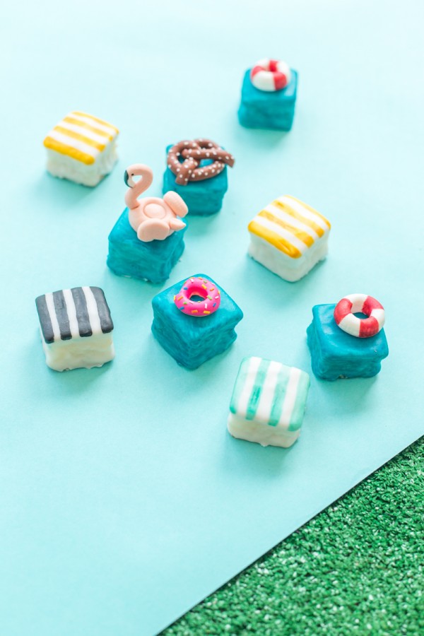 Pool Party Petit Fours