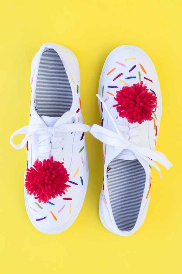 Schoenen Meisjesschoenen Sneakers & Sportschoenen Kid’s Ice Cream Cone Shoes— Ice Cream Custom Shoes— Painted Shoes— Laced Ice Cream Shoes 