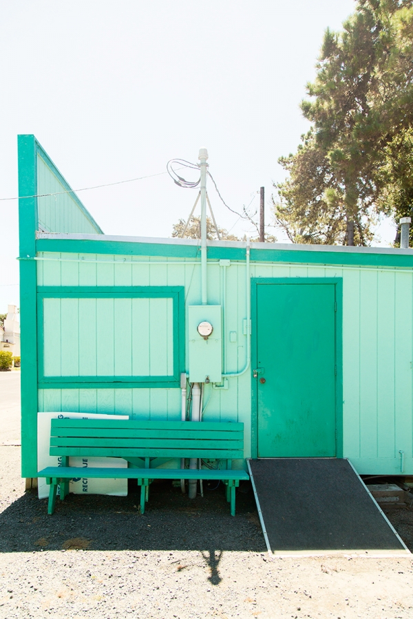 A green shack