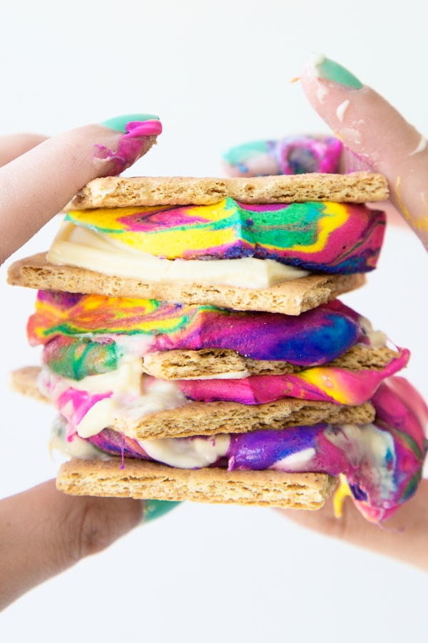 Tie dye smores