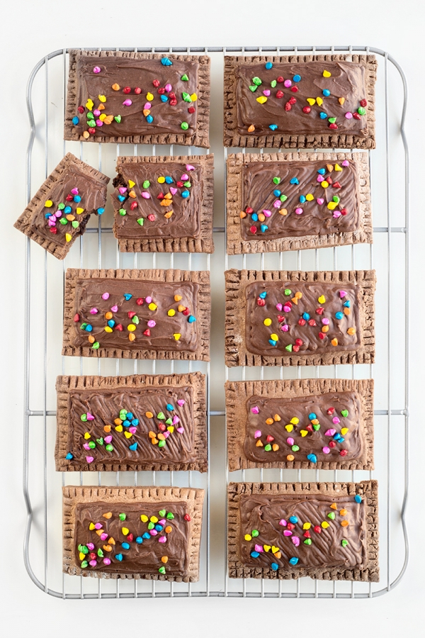 Cosmic brownie pop tarts