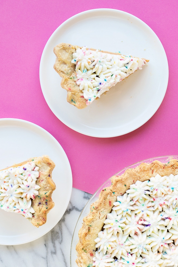 Funfettified! Funfetti Pie Crust Studio DIY