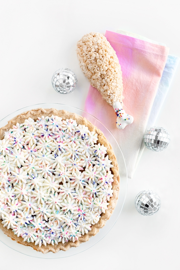 Funfetti Thanksgiving Desserts | studiodiy.com