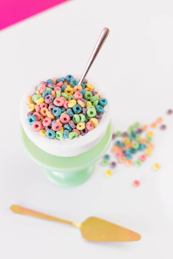 Cereal bowl cake