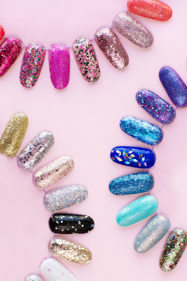 Glitter nails