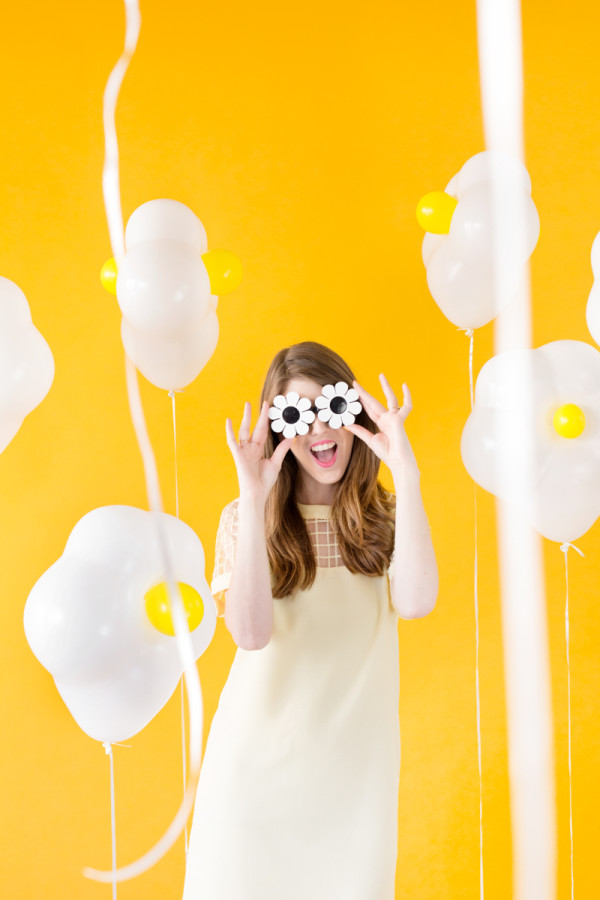 A Mod Daisy Party | studiodiy.com