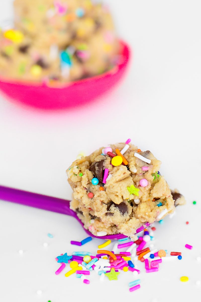 Edible Funfetti Chocolate Chip Cookie Dough - Studio DIY