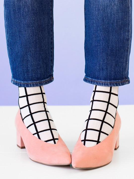 Socks In Shoes: 7 Ways To Nail The Look!