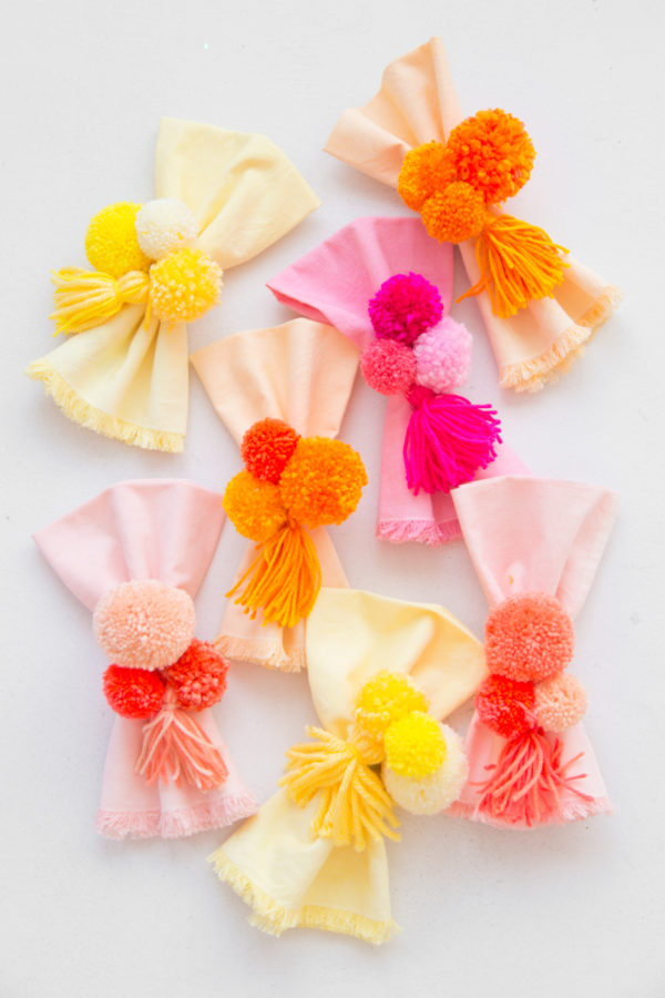 DIY Pom Pom Napkin Rings