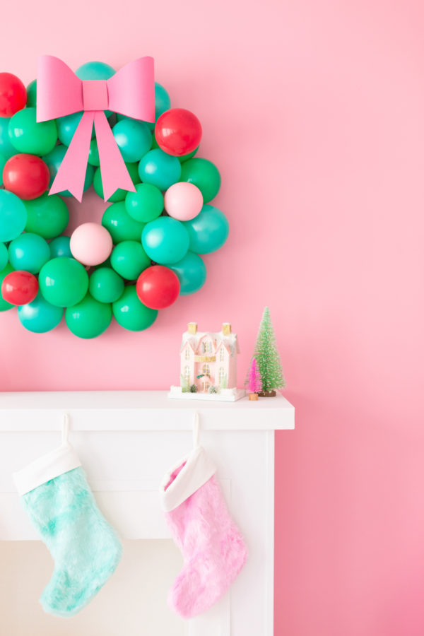 Balloon wreath