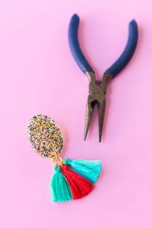 DIY // Glitter Tassel Pencils - Within the Grove