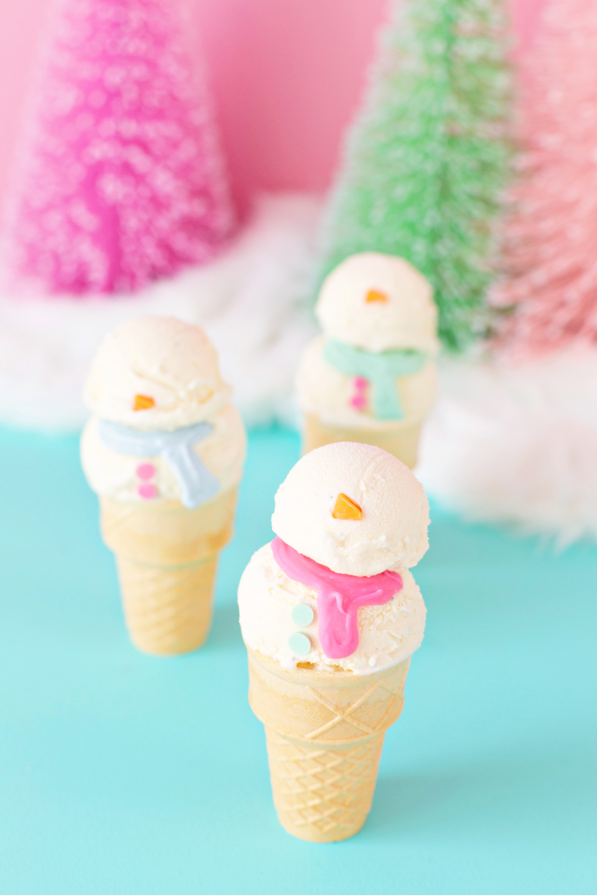 Snowman Ice Cream Cones Studio DIY