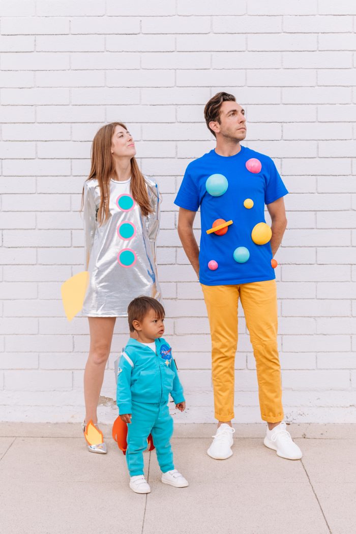 Sun, Earth and Moon group Halloween costume: A super stylish no-sew look  for the whole fam