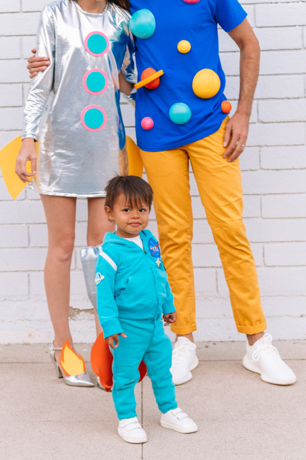 DIY Family Space Costume - Studio DIY