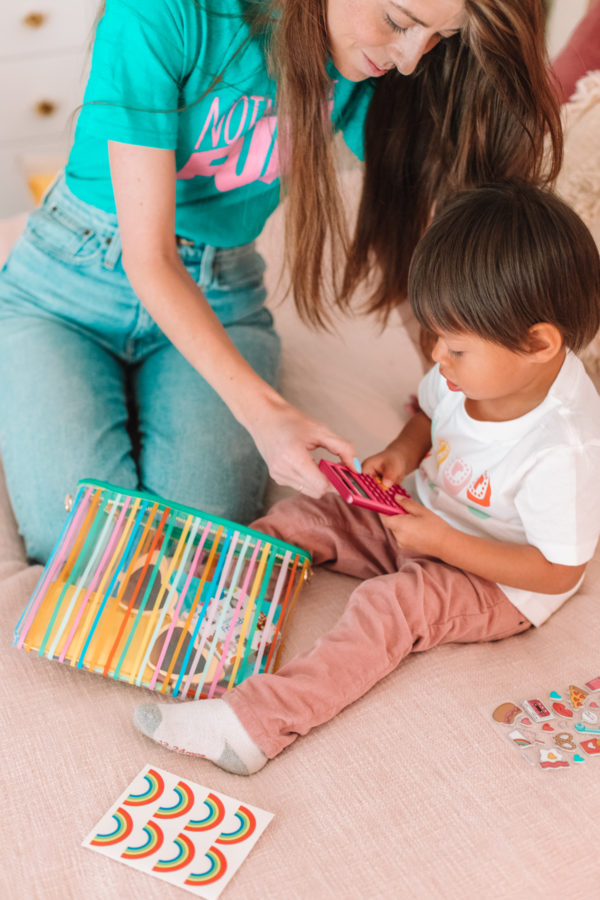 How To Keep A Toddler Busy - Busy Clutch