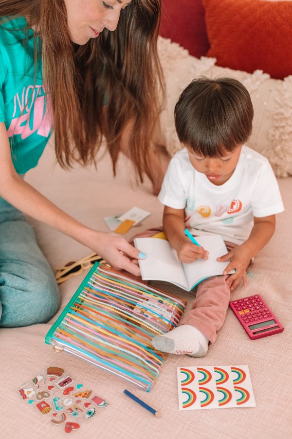 How To Keep A Toddler Busy - Busy Clutch