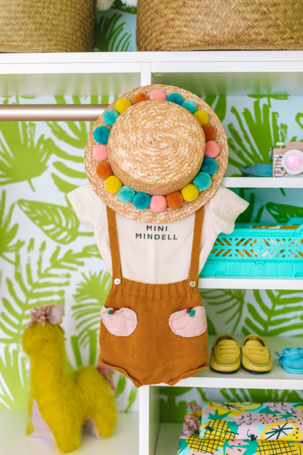 https://studiodiy.com/wp-content/uploads/2019/10/Colorful-Nursery-Closet5-600x900.jpg