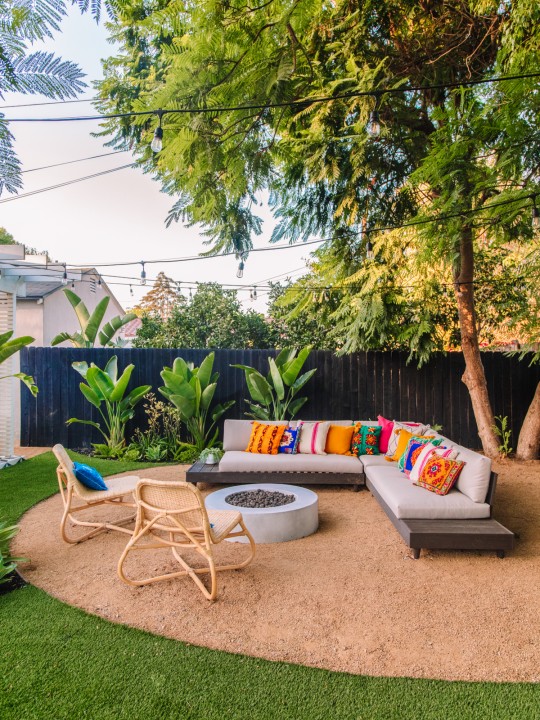 The Mindwelling: Our Colorful California Backyard Reveal