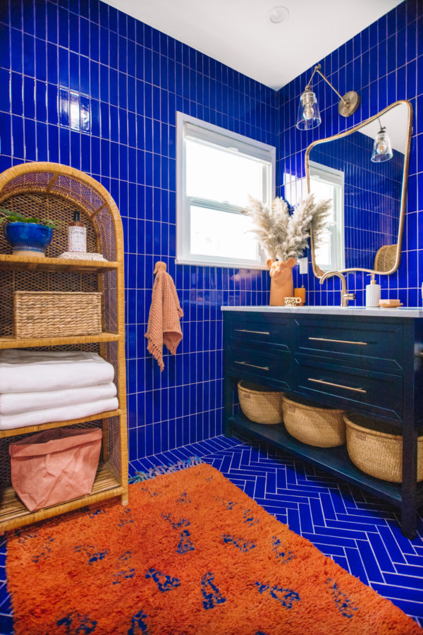 Bathroom with blue tiles