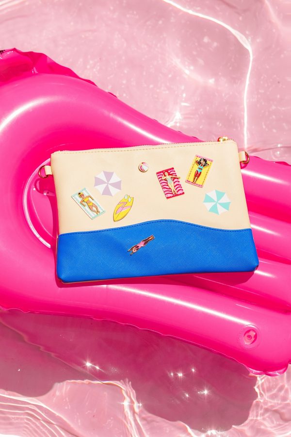 beachy clutch