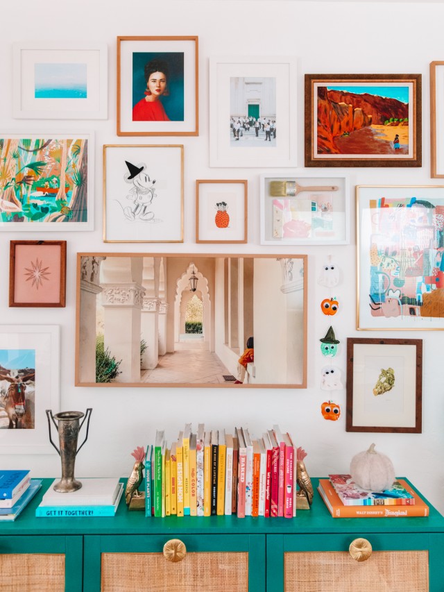 How To Make A Gallery Wall - Studio DIY