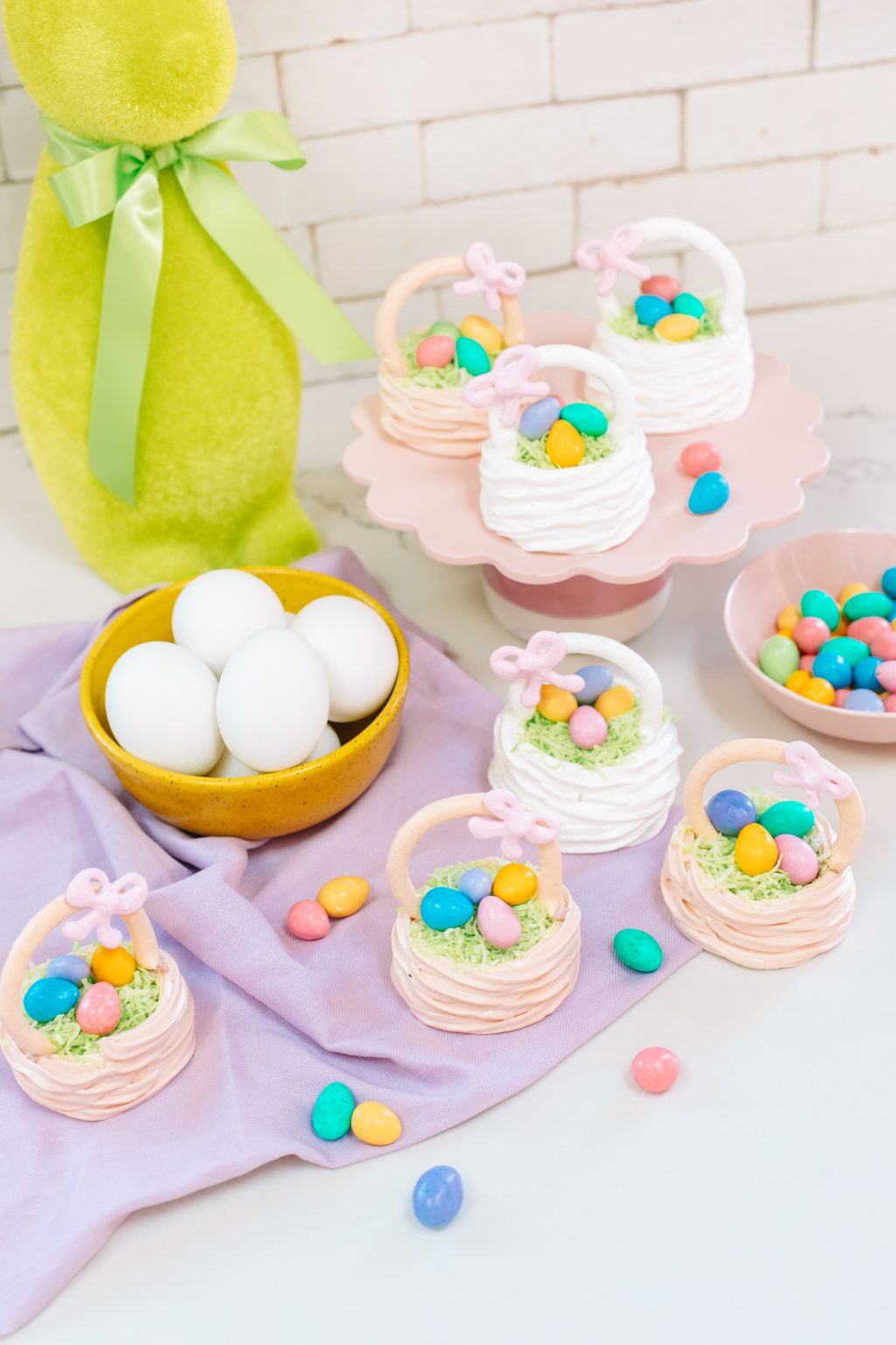 Meringue Easter Baskets - Studio DIY