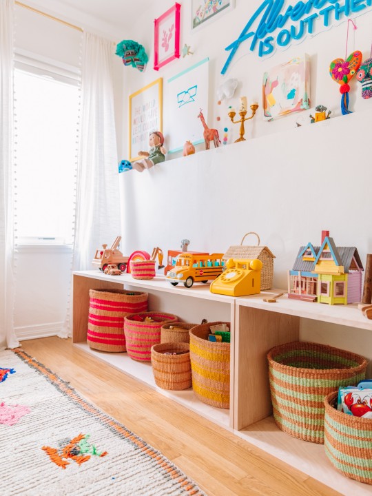 DIY Simple Wood Toy Shelf (Montessori Inspired)