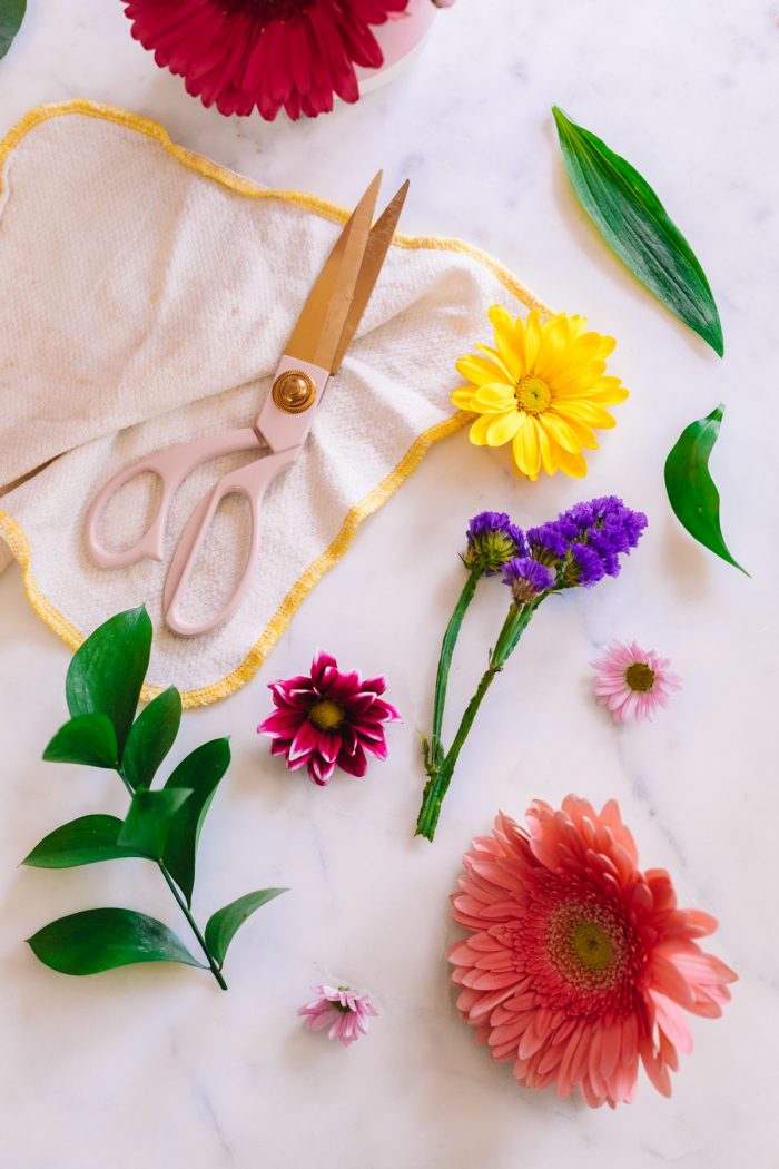 DIY Tutorial: Microwave Flower Pressing