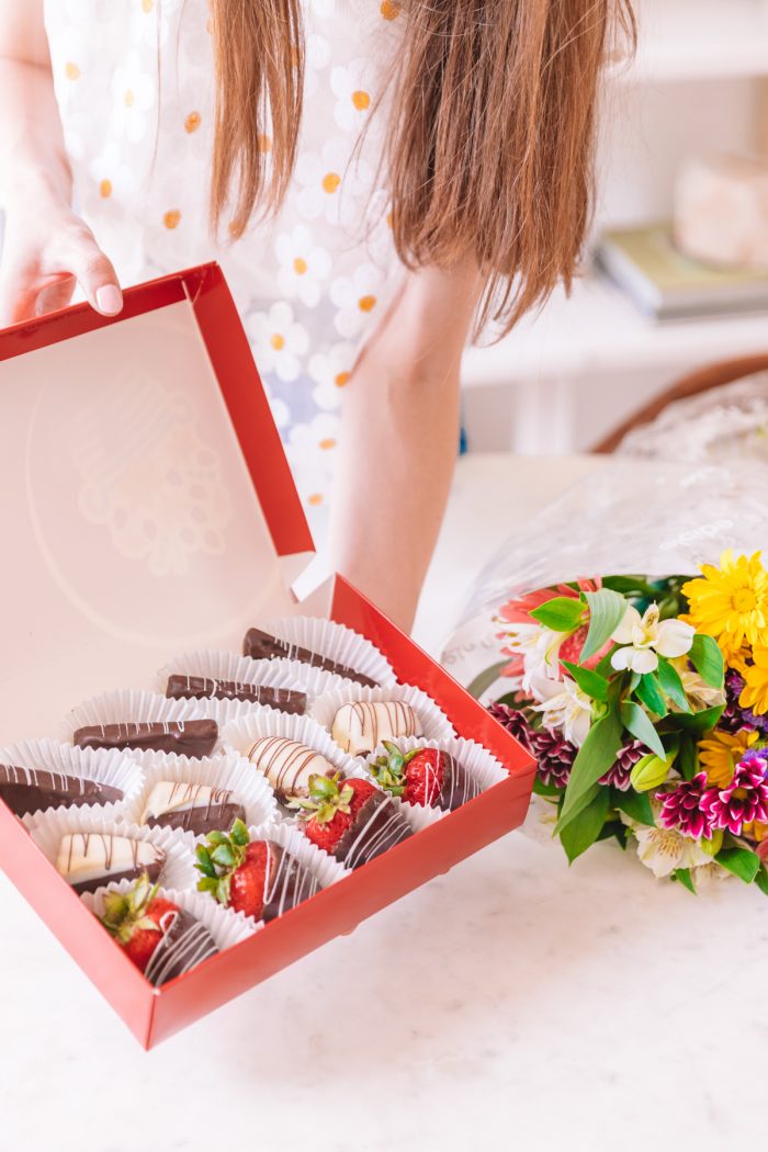 Edible Arrangements FruitFlowers