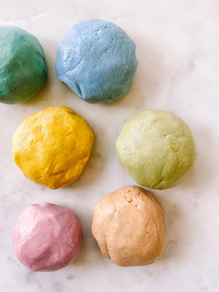 Fun with Playdough (including best-recipe!)