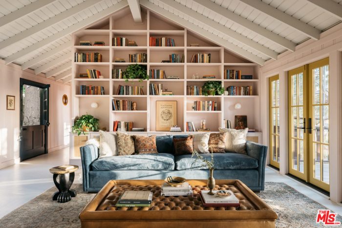 1940s Treehouse Los Angeles Built in Bookshelves