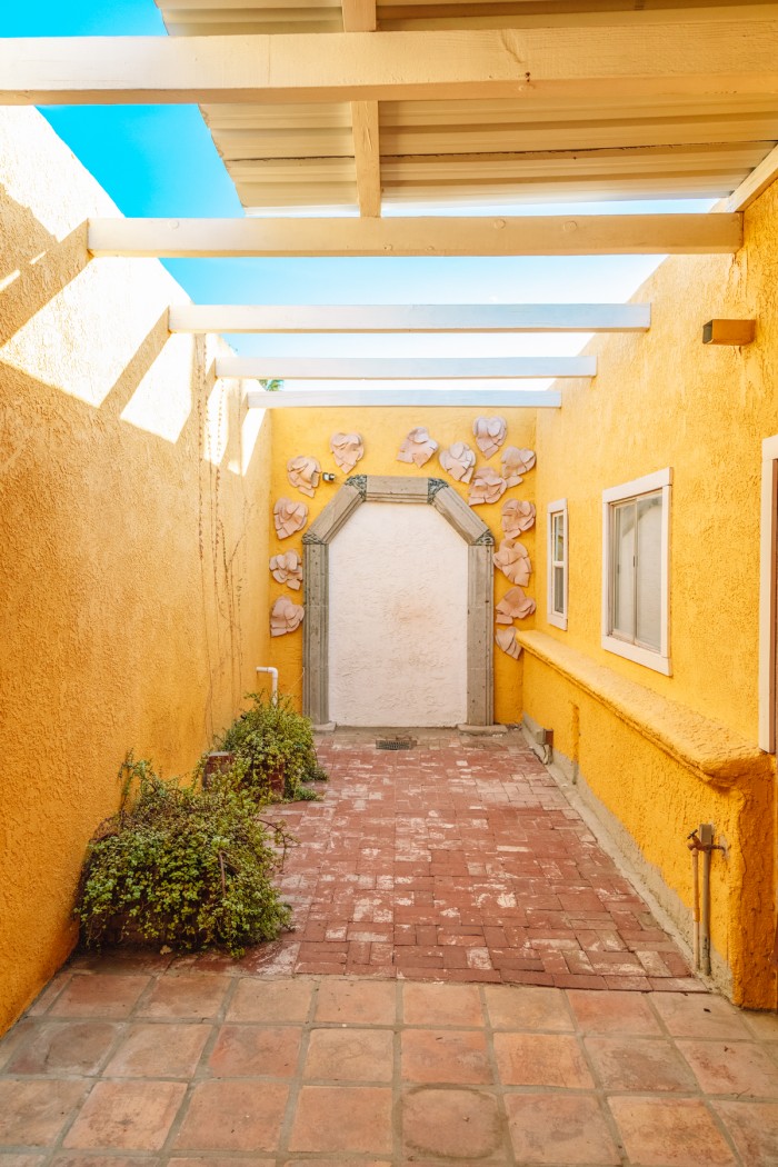 Palm Springs Courtyard