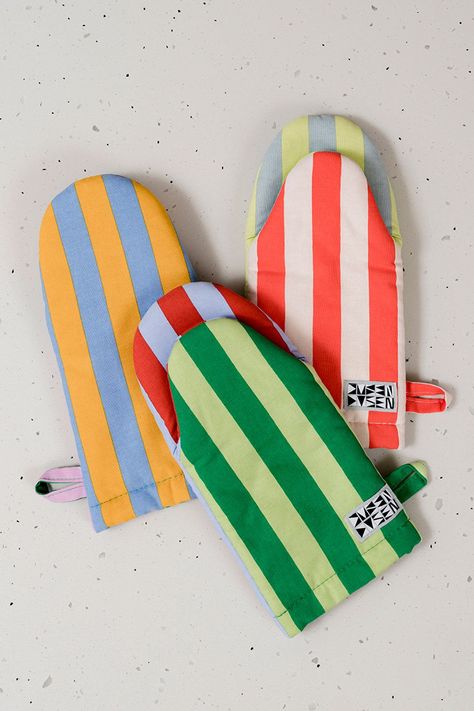 Striped oven mitts, comes in many different colors! 