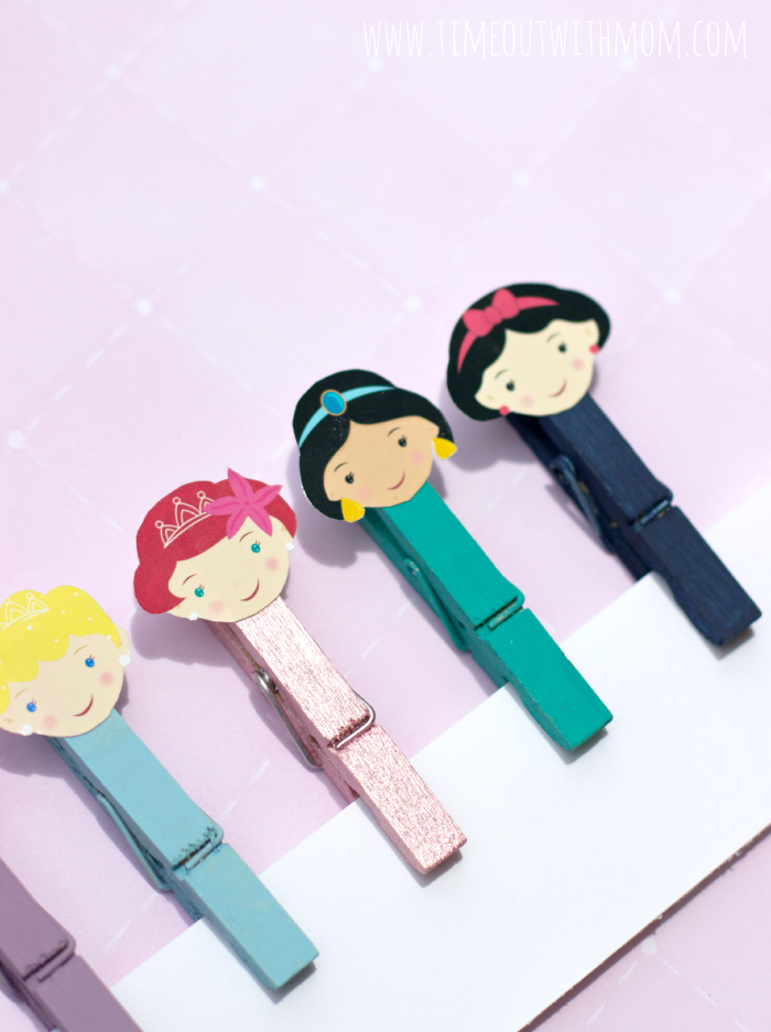 Clothespin princess dolls - Disney Crafts for Kids